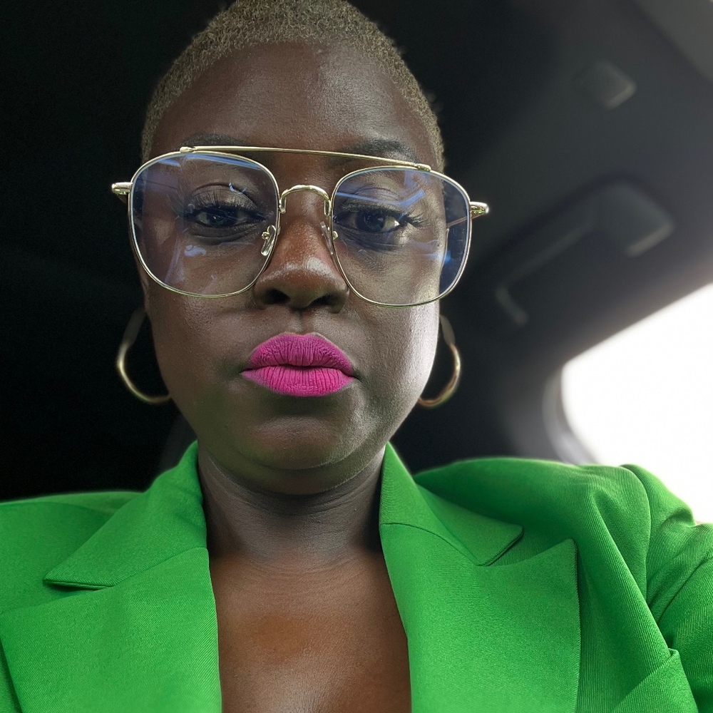 Meet your Posher, Rosalyn